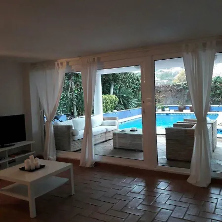 Apartamento Vallpineda Apartment